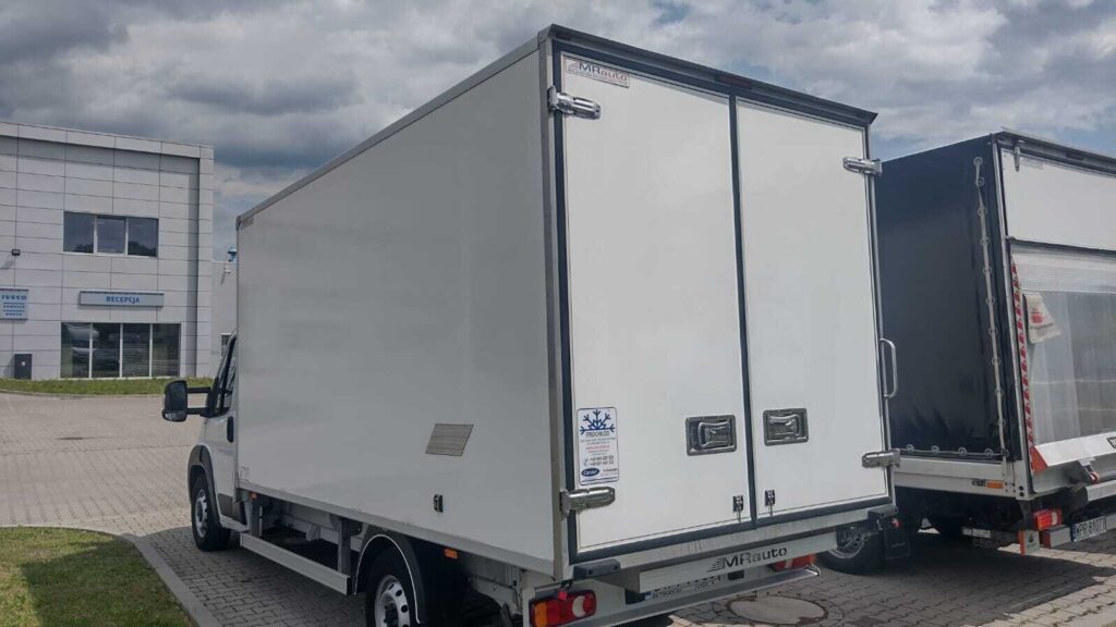 Oxs1x81s5Bw72SGa