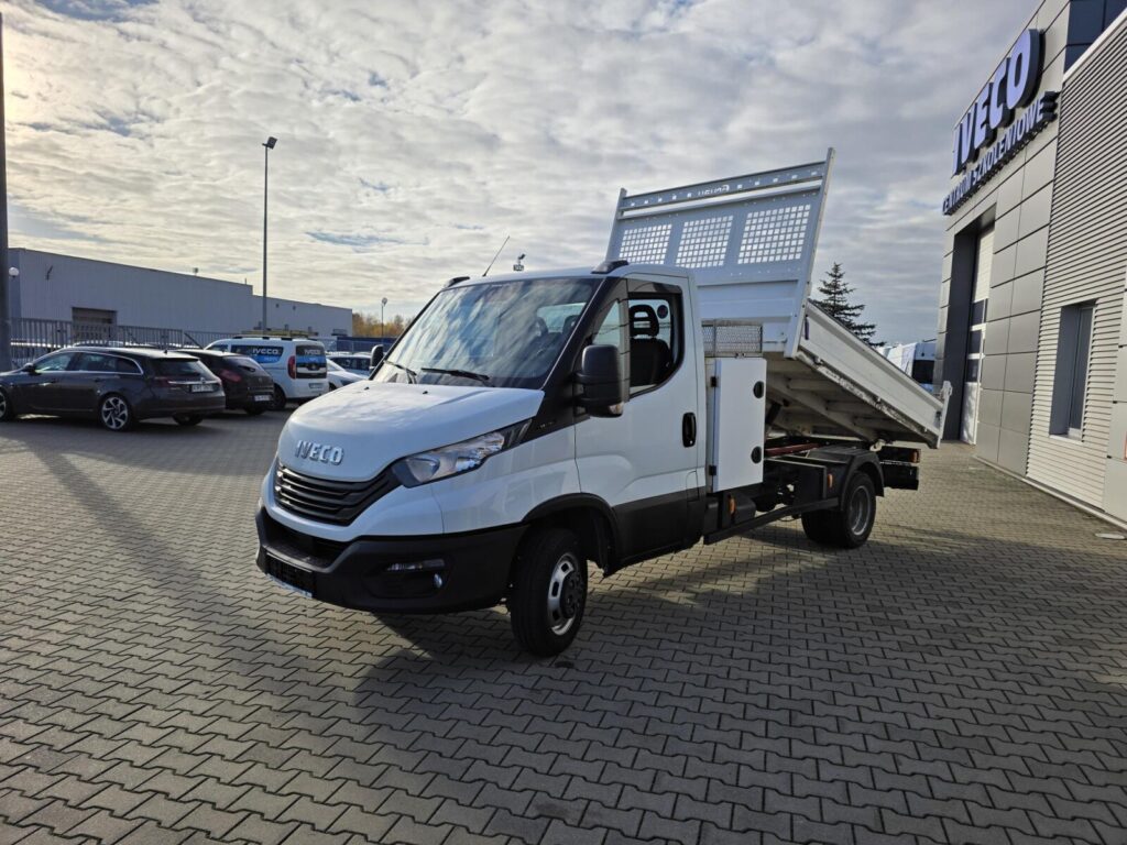 ZCFCE35B90D697678 (14)