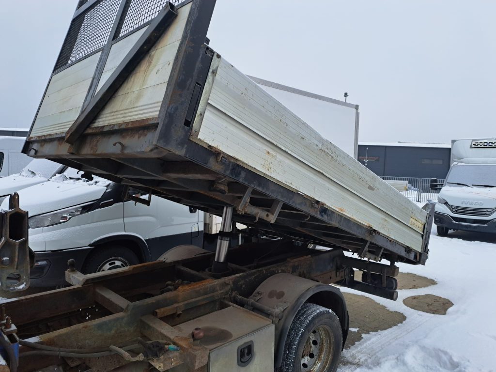 WhatsApp Image 2026-01-23 at 09.00.48 (1)