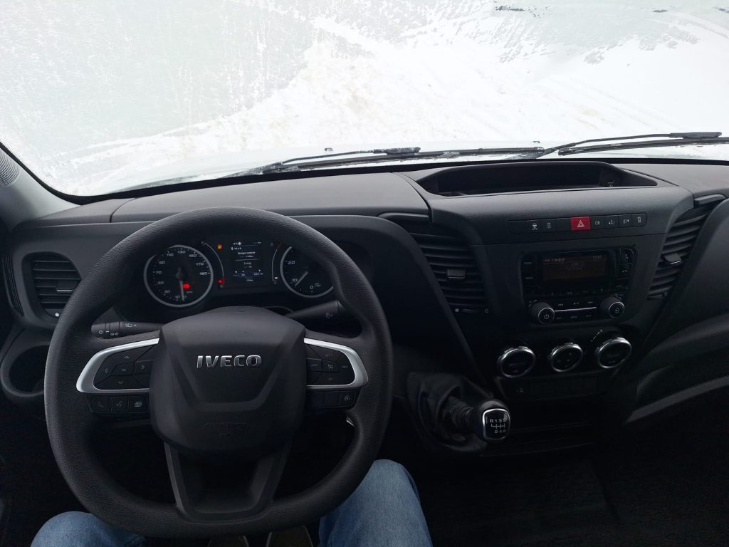 ZCFCE35B90D737631 (1)