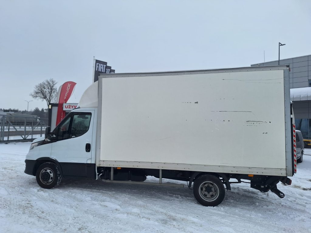 ZCFCE35B90D737631 (21)