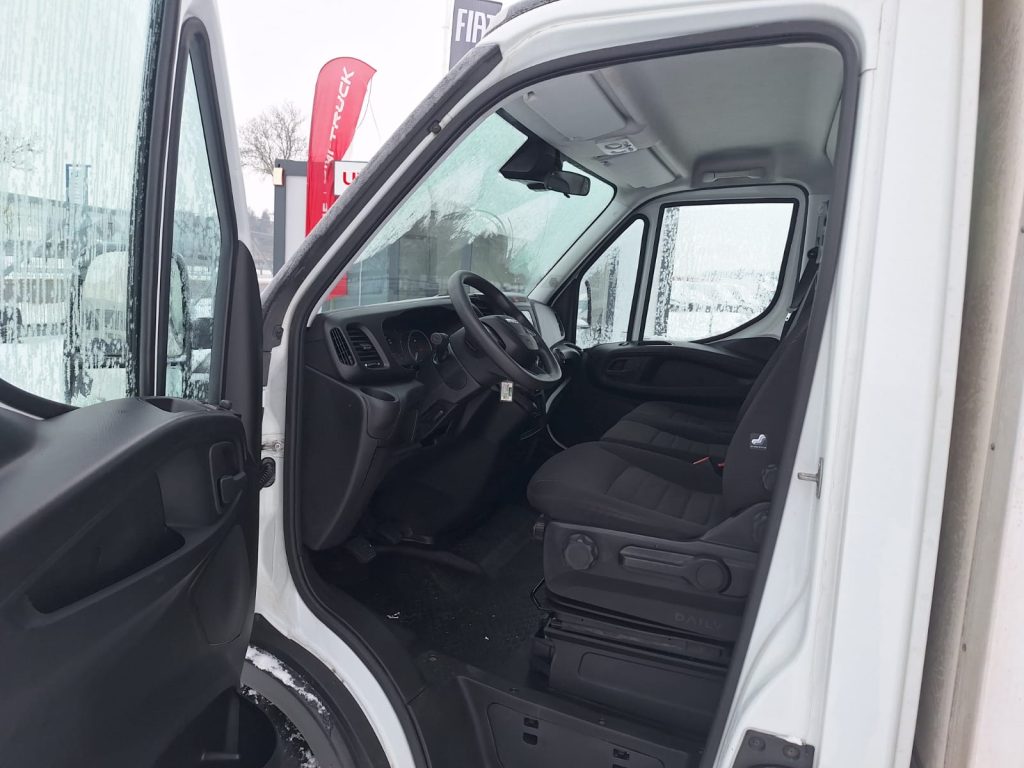 ZCFCE35B90D737631 (5)