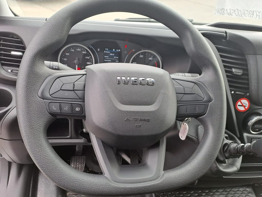 WhatsApp Image 2026-04-13 at 15.33.08 (1)