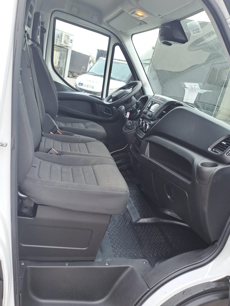 WhatsApp Image 2026-04-13 at 15.33.17 (2)