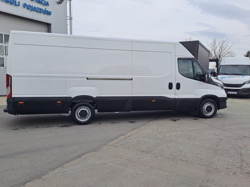 WhatsApp Image 2026-04-13 at 15.33.17 (3)