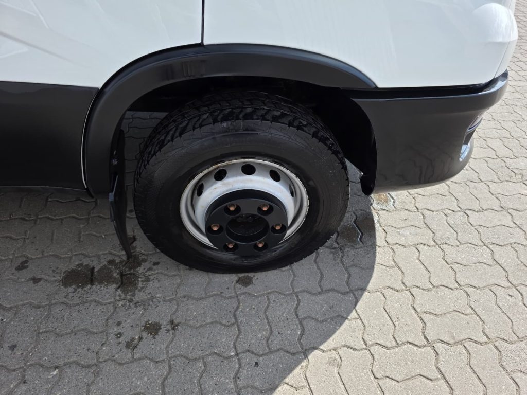 ZCFC670D5N5458109 (10)