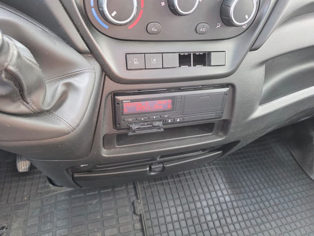 ZCFC670D5N5458109 (4)