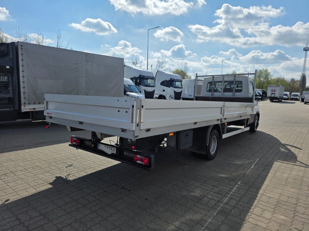 ZCFC670D5N5458109 (9)