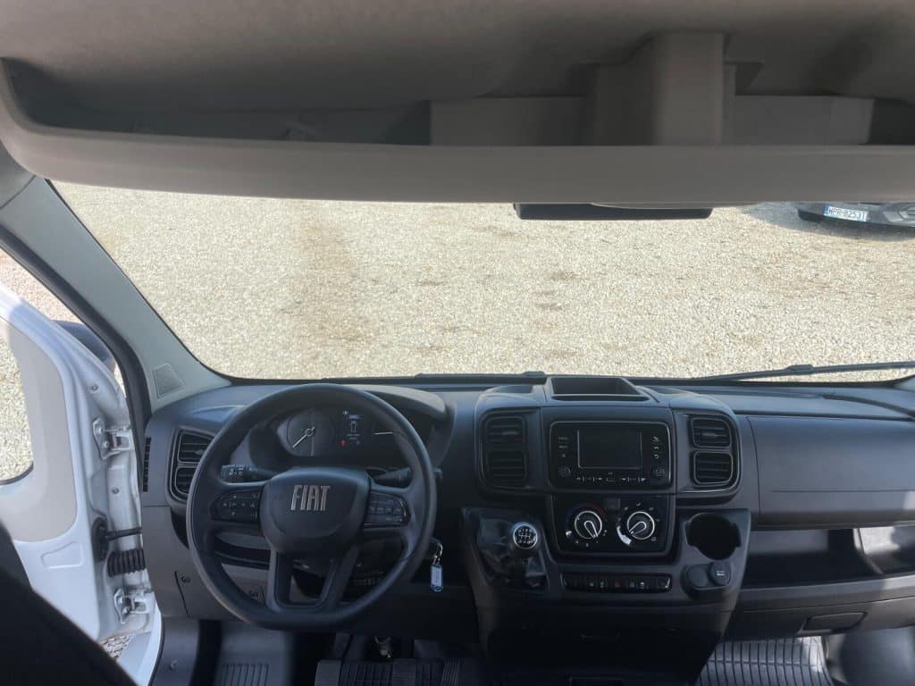 Fiat Ducato L4H2 BRYGADÓWKA niski przebieg 7 miejsc 51420 km – używany pojazd UNI-TRUCK, zdjęcie 4