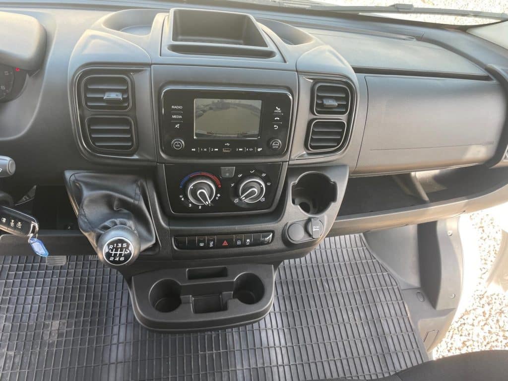 Fiat Ducato L4H2 BRYGADÓWKA niski przebieg 7 miejsc 51420 km – używany pojazd UNI-TRUCK, zdjęcie 5