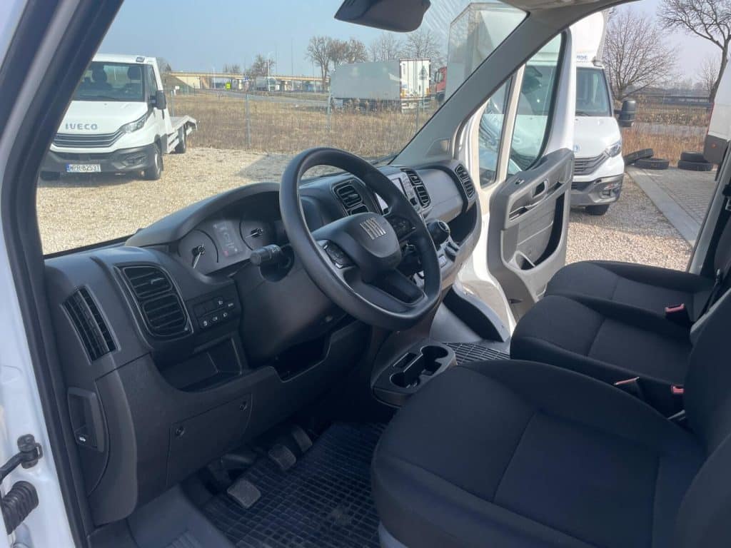 Fiat Ducato L4H2 BRYGADÓWKA niski przebieg 7 miejsc 51420 km – używany pojazd UNI-TRUCK, zdjęcie 10