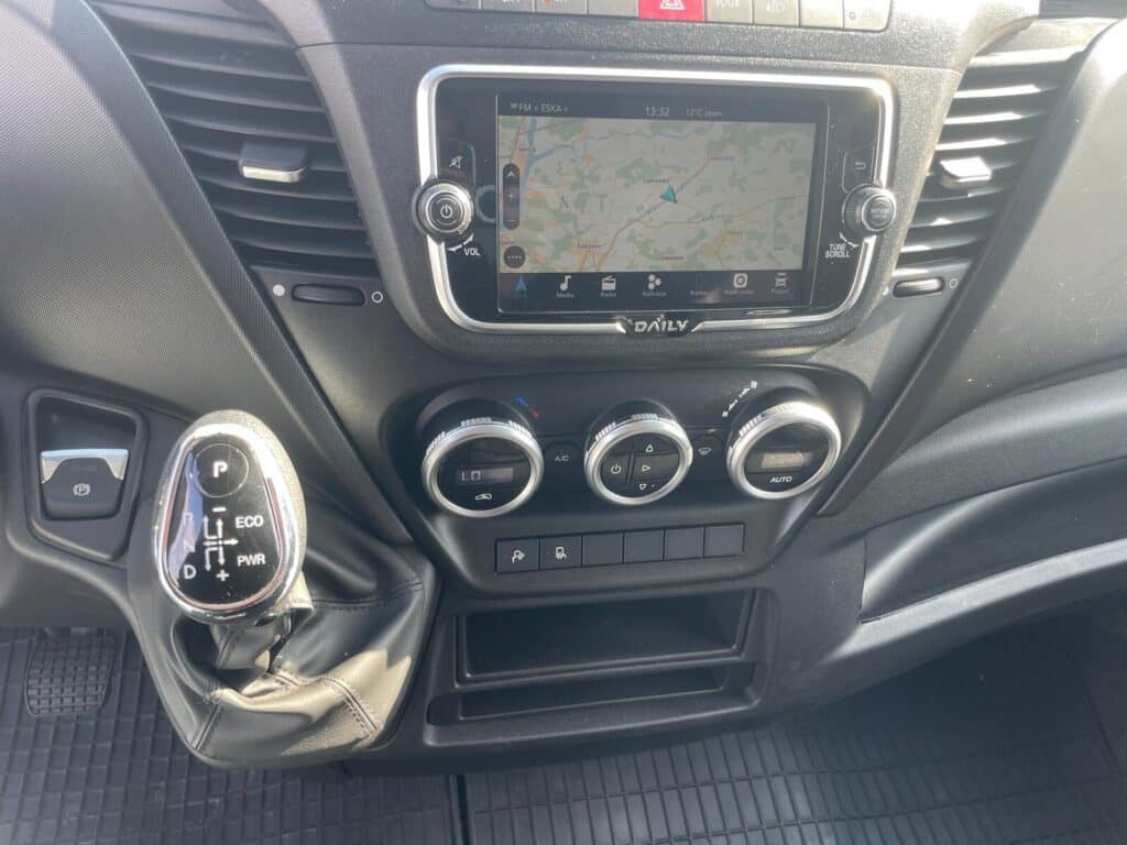 13_QBDoRtJSP2RvLe4d