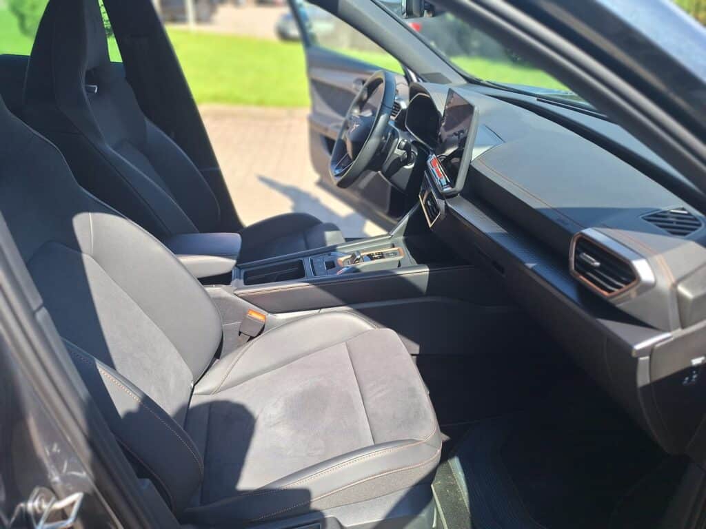 CUPRA (25)