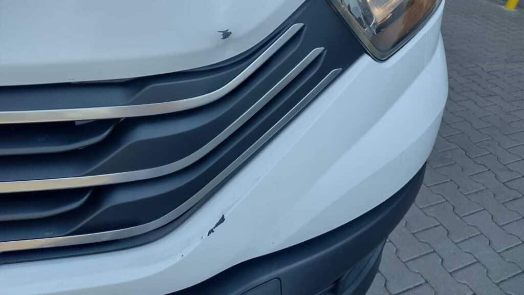 Iveco Daily 35S14 furgon – używany furgon 16 m³ L4H2, automat, serwis ASO, zabudowa – szczegół