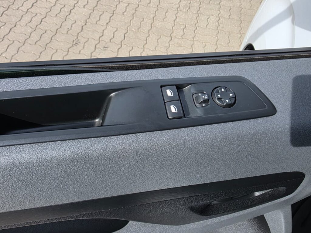 vivaro (10)