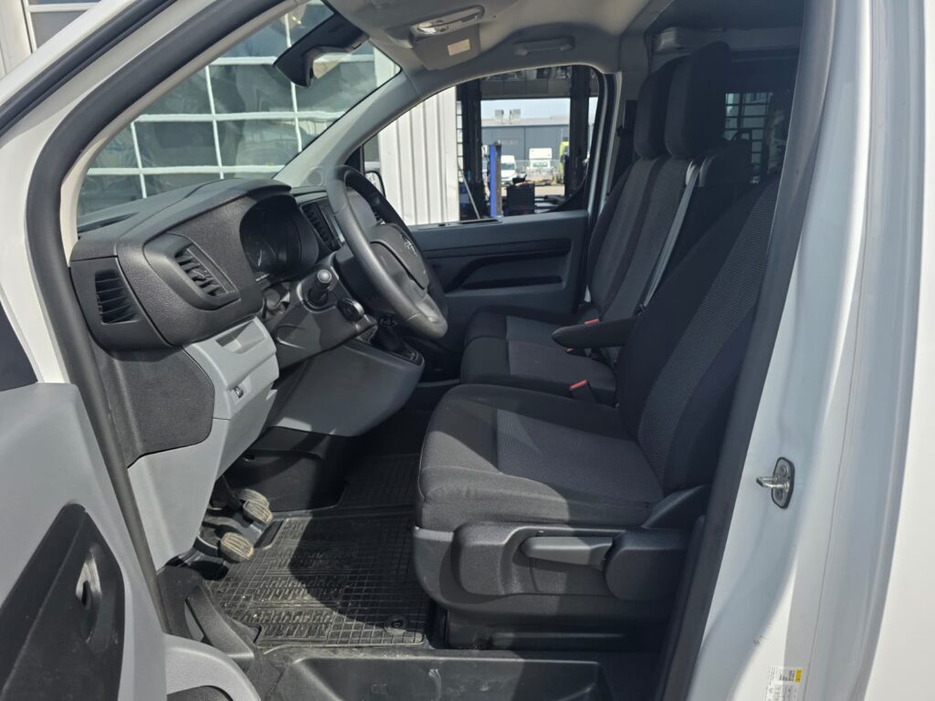 vivaro (5)