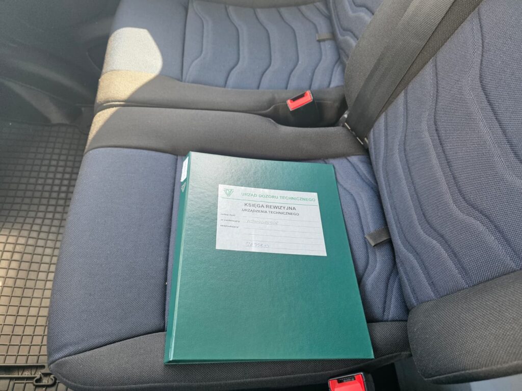 ga758hs (6)