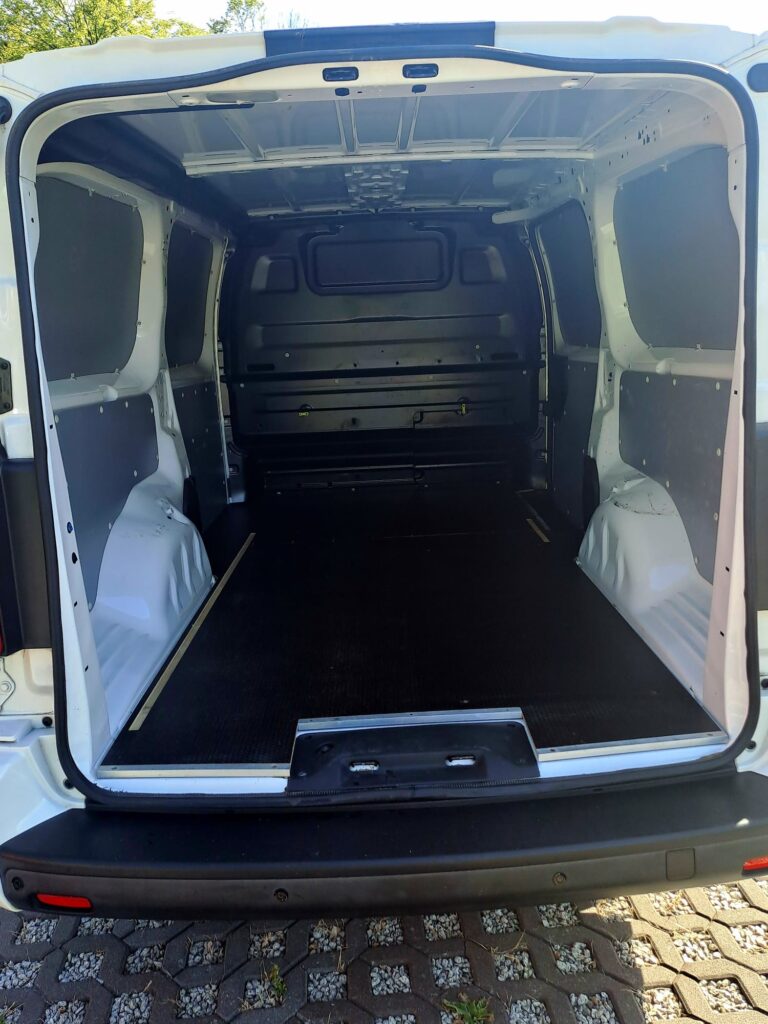 vivaro (14)
