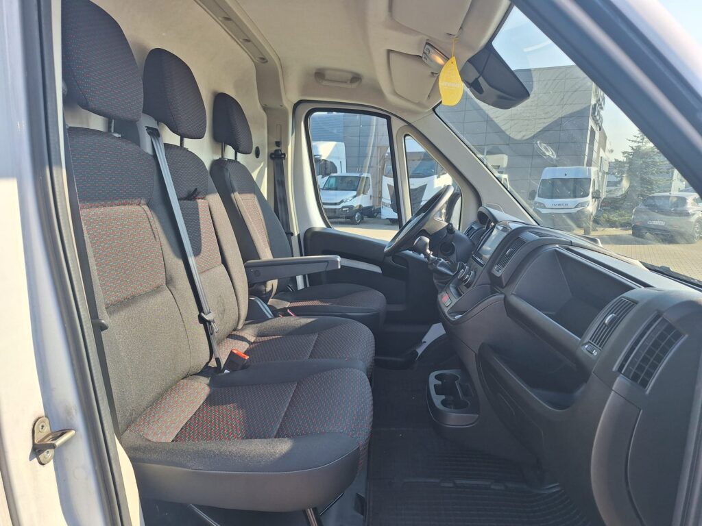 we9y743 (17)